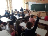 Беседы священника и школьников вновь прошли в Чаусах