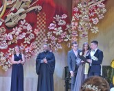 Священник поздравил с вручением дипломов молодых педагогов музыки