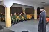 Духовная беседа в военной части