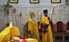 Служение архипастыря в Неделю Всех святых, в земле Русской просиявших