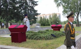 В мемориальном комплексе «Лагерь смерти» перезахоронили останки двух неизвестных воинов-защитников Отечества