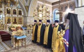 В канун праздника Сретения Господня архиепископ Софроний совершил Всенощное бдение в Трехсвятительском соборе г.Могилева