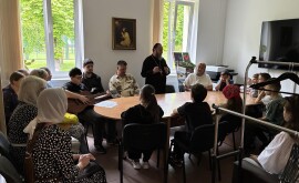 Настоятель храма преп. Серафима Саровского провел встречу в филиале благотворительной организации «SOS-Детская деревня» г. Могилева