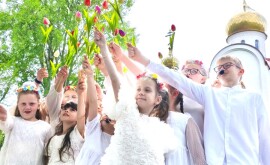 Крестный ход, молебен и фестиваль прошли 17 мая в Могилеве в поддержку семейных ценностей