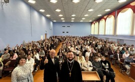 Клирик Могилевской епархии принял участие во встрече с учащимися Минского государственного областного колледжа